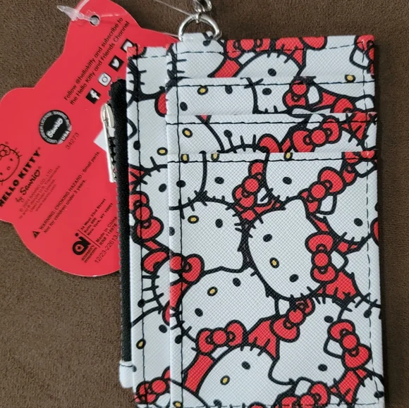 Hello Kitty - Picture 3 of 6